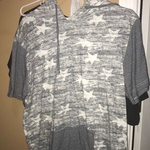 Men’s hooded short sleeve T-shirt